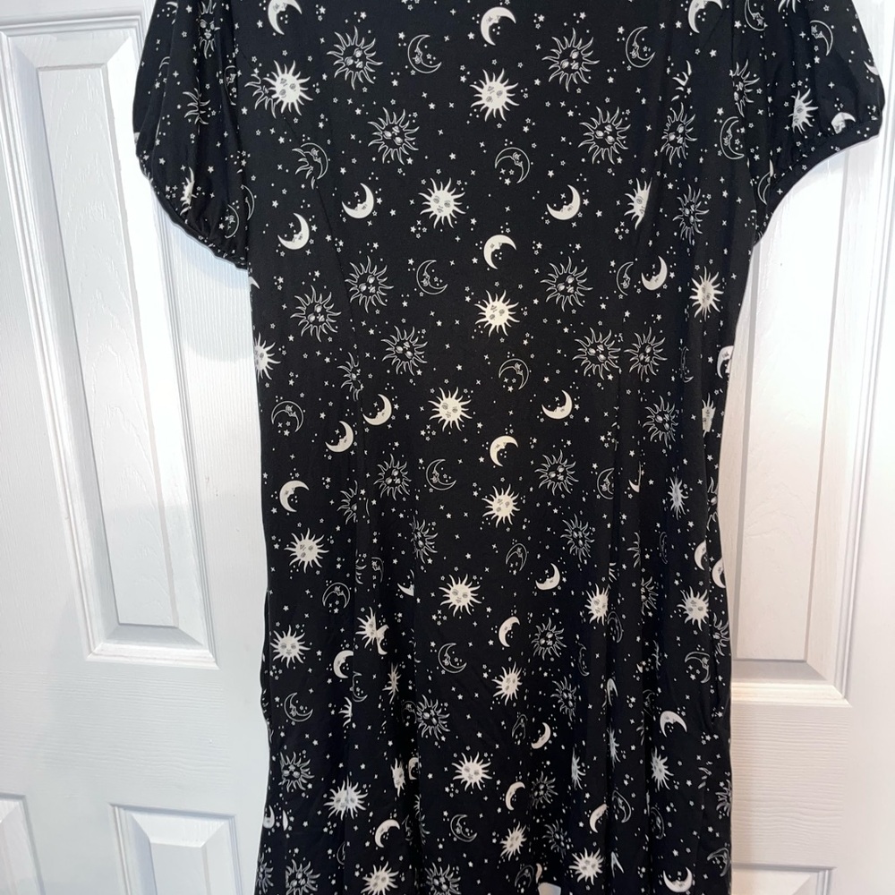 NWT Hot Topic Black and White Milkmaid Style Empire Celestial Sundress